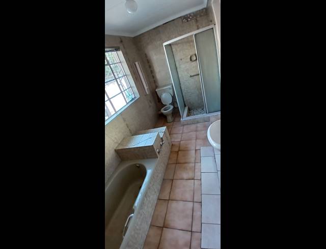 3 BEDROOM FREESTANDING TO LET IN WITBANK EXT 8